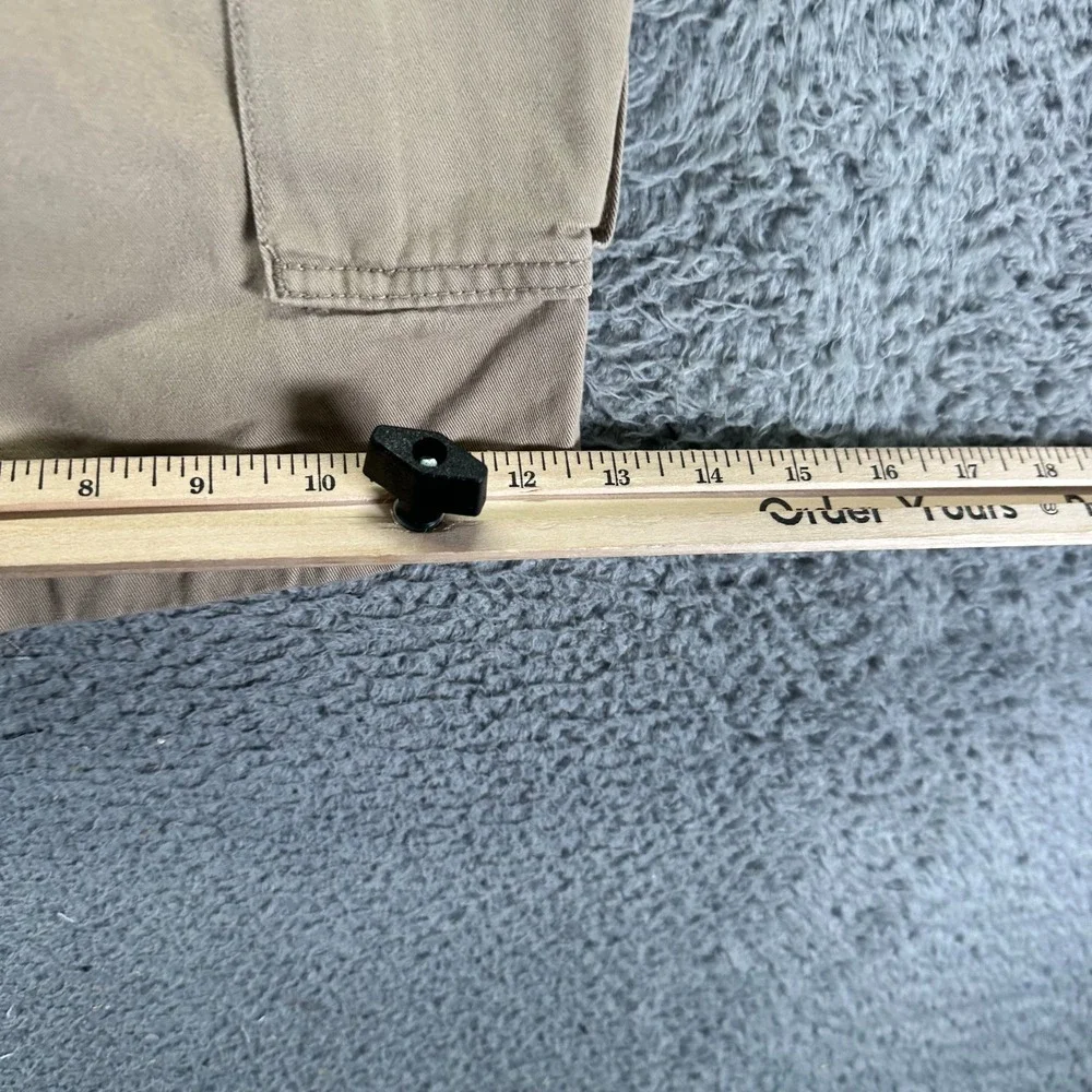 Levi Strauss Shorts Mens 38 Beige Cotton Cargo Utility Workwear Travel Summer